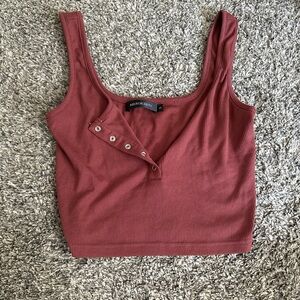 Red Sleeveless Buttoned Crop Tank Top